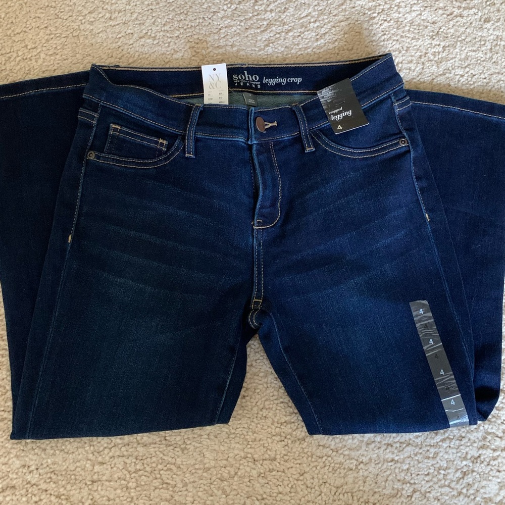 NWT! New York and Company Legging Crop